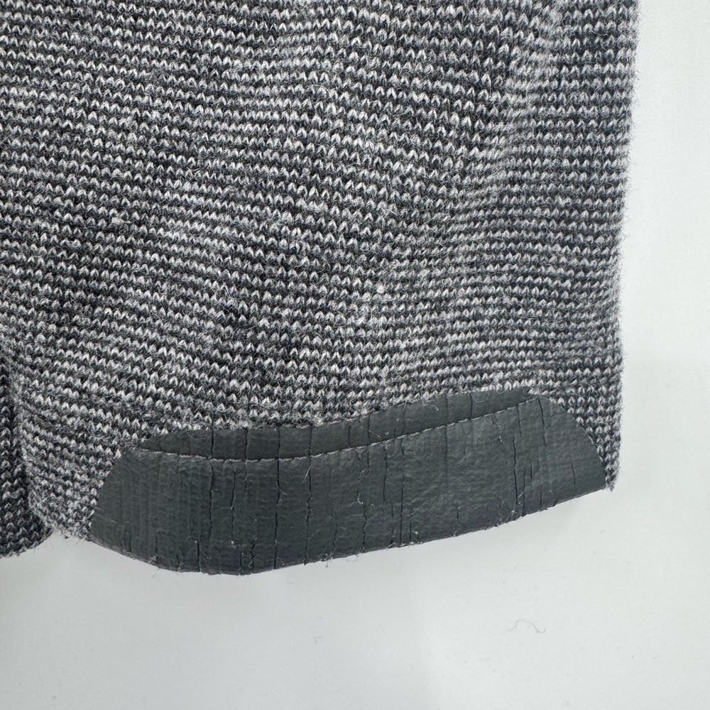 Mountain Hardwear Sweater Mens M Gray 1/4 Zip Pullover Wool Blend Outdoor - Picture 5 of 9